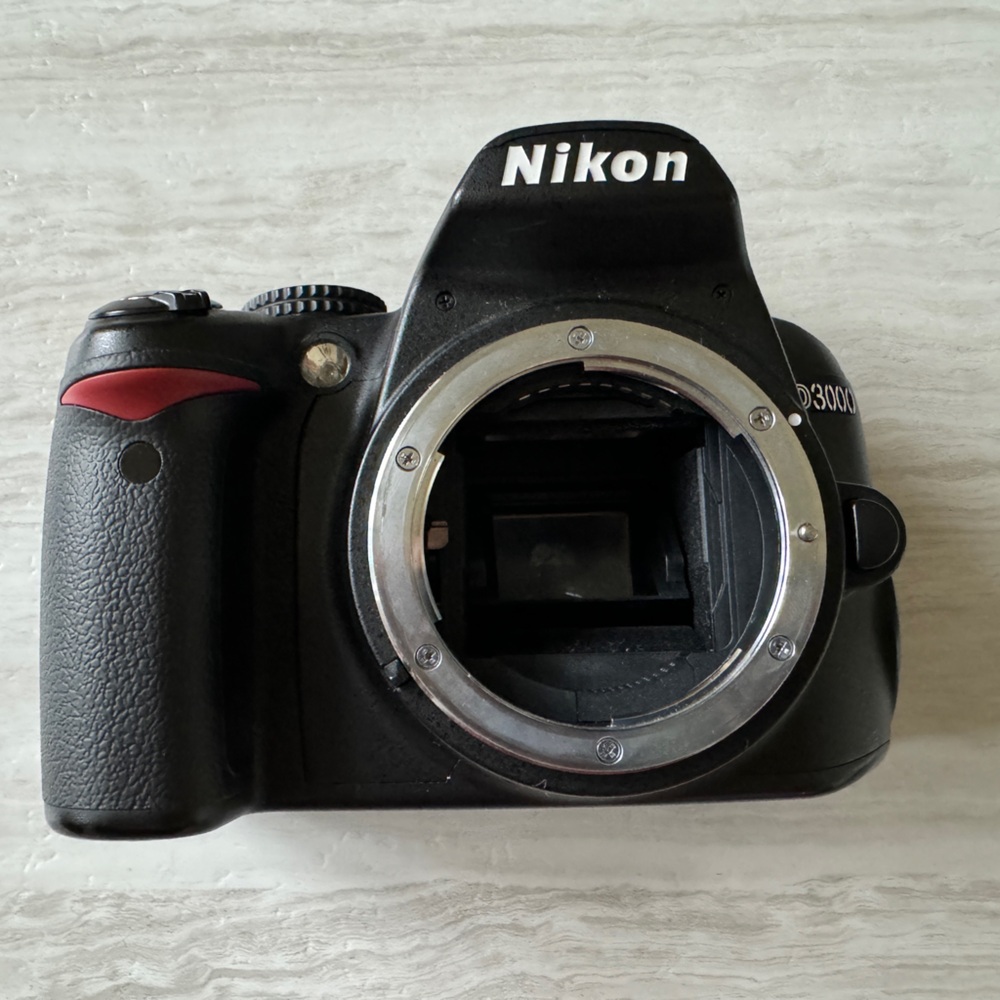 Nikon D3000 DSLR Camera